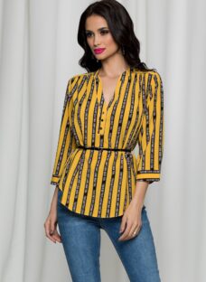 Bluza Aniela galbena cu dungi negre si imprimeu tip text