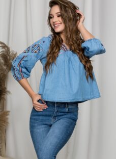Bluza Becca bleu din denim cu broderie