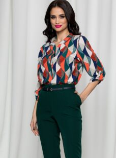 Bluza Diana bleumarin cu imprimeuri multicolore