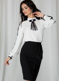 Bluza Leonard Collection alba cu dantela chantilly pe maneci