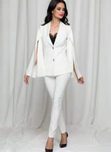 Compleu LaDonna alb din doua piese cu pantaloni