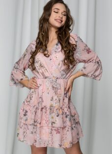 Rochie Daiana roz cu imprimeu floral si volane