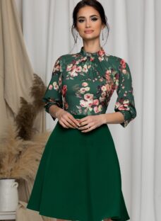 Rochie Georgiana verde cu imprimeu floral cu trandafiri