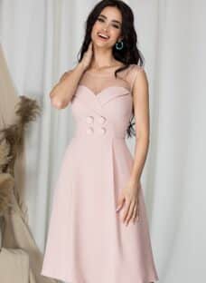 Rochie Ginette roz cu tull si strasuri la decolteu