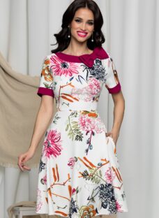 Rochie MBG alba cu imprimeu floral si fundita magenta