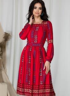 Rochie Moze rosie cu imprimeuri florare tip traditional