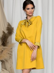 Rochie Selena galbena cu esarfa la baza gatului